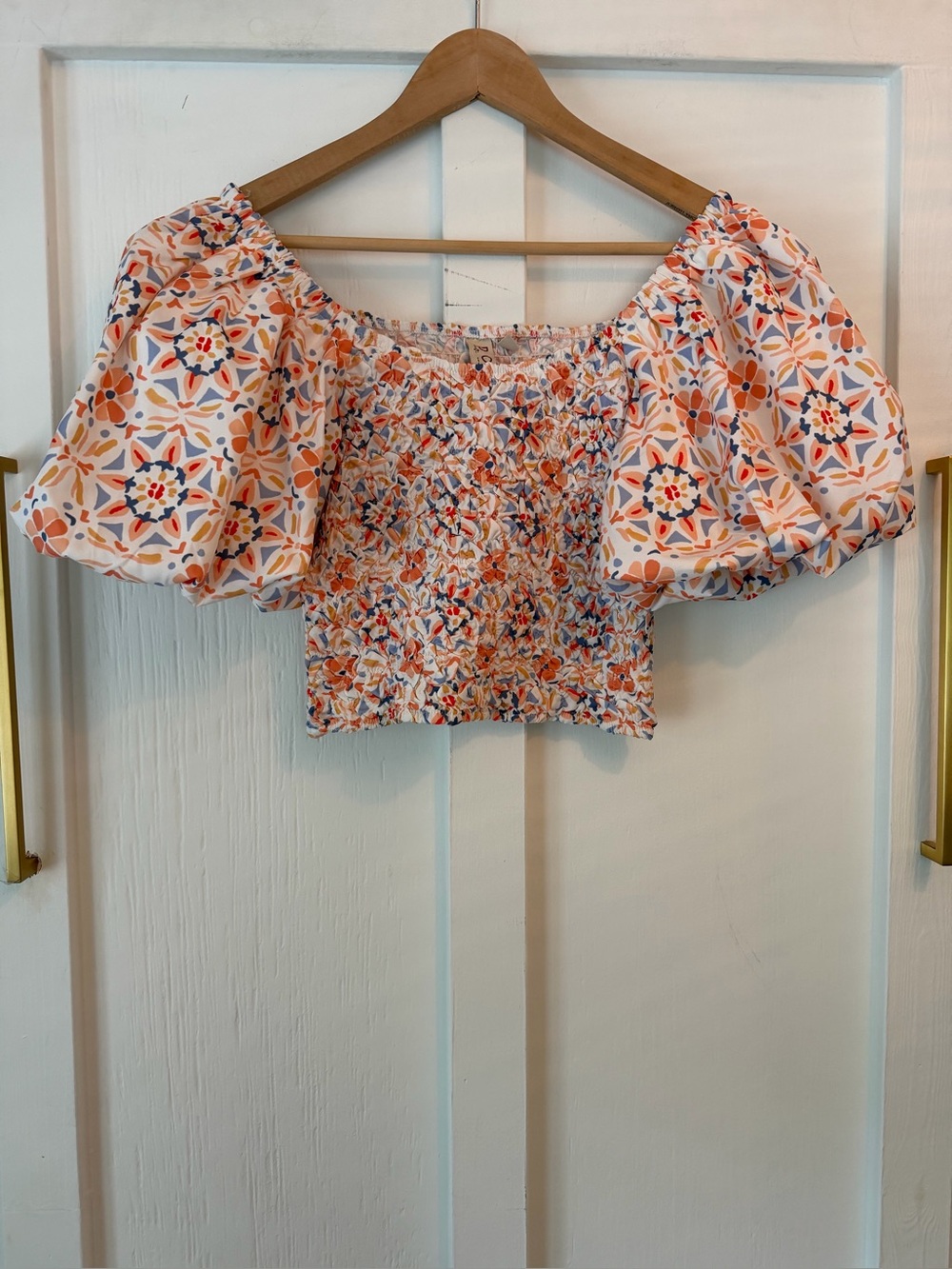 Anthropologie X Dolan Off-The-Shoulder Textured Puff Sleeve Top, Size XS.